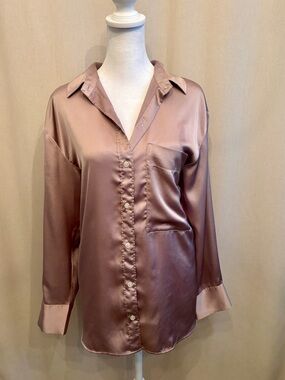 Abercrombie & Fitch Satin Button-Down Shirt | Size M